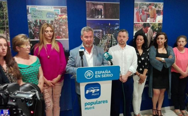 García Fuentes: “estas elecciones nos jugamos mucho, son las más importantes de la última década, nos jugamos el futuro de las nuevas generaciones, no podemos dar marcha atrás, tenemos que seguir creando empleo y garantizando el crecimiento de nuestro país, el futuro se juega a una carta el 26-J” .