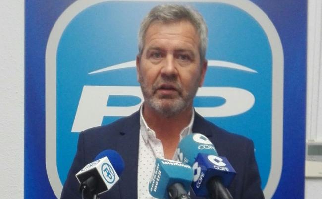 García Fuentes: “A pesar del enorme potencial, el paro en Motril se encuentra un 4,51 % por encima de la media nacional”. 