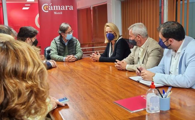 Luisa García Chamorro anunció la inclusión de una partida presupuestaria municipal de apoyo a la cámara, para actividades e impulso a la formación para el empleo