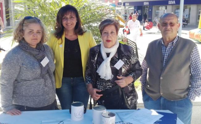 Cada 11 de abril se conmemora el Día Mundial del Parkinson. La asociación “Parkinson Motril” ha instalado varias mesas informativas en distintos puntos de la ciudad. En la costa de Granada, según datos de la propia asociación se estima que hay más de 200 afectados.