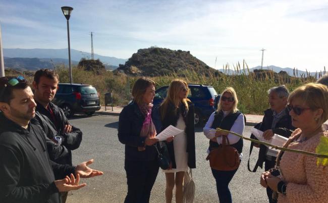 García Chamorro: “La reparación y  conservación de la Ermita de San Nicolás, la mejora de equipamientos en la zona, el mantenimiento de jardines, la adecuación del parque periurbano, la limpieza o una mayor presencia policial, son algunas de las demandas vecinales de la zona”.