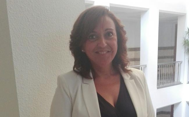López Cano: “En el año 2016 aún no ha resuelto ni un solo expediente y todo indica que llegaremos a las Navidades sin ninguna noticia sobre las resoluciones de los salarios sociales. Hay pendientes casi 600 usuarios en Motril”.