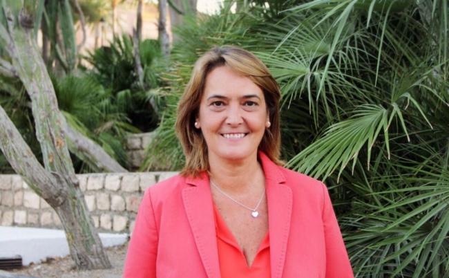 os populares muestran su satisfacción por la aprobación de esta iniciativa que “sin lugar a dudas generará garantías a los agricultores de nuestra comarca y saldará una deuda pendiente con el sector”. La propuesta fue aprobada con los votos de PP, PA, PSOE y los votos en contra de IU. La moción solicita que se inste a la Junta de Andalucía a agilizar todos los trámites administrativos pendientes para que esta modificación del PGOU se lleve a cabo a la mayor brevedad posible.