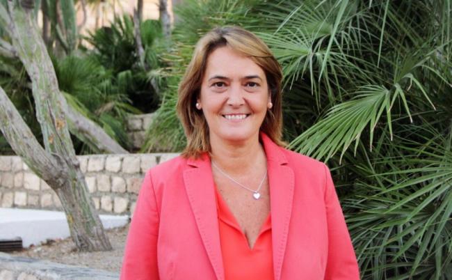 El PP muestra su preocupación por el desconocimiento supino de la Sra. Almón respecto a los proyectos del Ayuntamiento de Motril García Chamorro: “La Sra. Almón intenta jugar a la ceremonia de la confusión para intentar tapar la inactividad en la que lleva sumida el Ayuntamiento de Motril desde que ella está al frente”.
