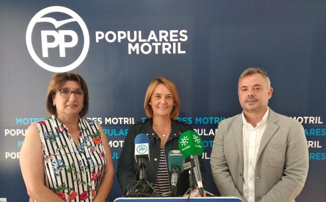 García Chamorro: ”El actual gobierno municipal de Almón y la Junta de Andalucía perjudican seriamente la economía del término municipal de Motril y su desarrollo”. Los populares aseguran que “ya no da tiempo a que en esta legislatura salga a delante la ampliación de la zona cultivable y la regularización de los invernaderos, por los plazos es materialmente imposible”.