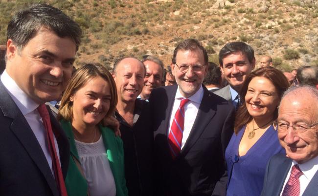 Hace un año el Gobierno Central  puso en marcha la autovía A-7, un hito histórico que está posibilitando el desarrollo y el crecimiento de nuestra comarca a un gran ritmo.     	En la legislatura de Mariano Rajoy se pusieron en marcha seis tramos de autovía, juntos suman 47,3 kilómetros y supuso una inversión total de 1.090 millones de euros.