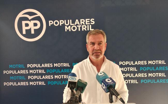El PP presentará una propuesta de modificación de Ordenanzas Fiscales para bajar los impuestos a los motrileños Para los populares, el IBI, la Plusvalía, las herencias, la basura de los cortijos y la ordenanza de tráfico deben adaptarse a la nueva situación económica.