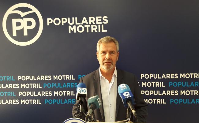 El PP critica que 14 municipios de la Costa seguirán sin depurar sus aguas en 2018. Los presupuestos de la Junta no incluyen ninguna de las depuradoras que tiene obligación de implantar a pesar de que tres de cada cuatro municipios de la Costa Tropical, vierten sus aguas residuales a los cauces sin ningún tipo de depuración.
