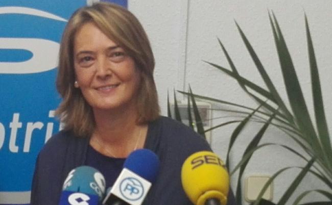 El PP pide explicaciones a Almón sobre la puesta en marcha del nuevo cementerio. García Chamorro: ”Pedimos a Almón responsabilidad y rigor en un tema tan importante y si tiene tan buenas relaciones con la Junta de Andalucía, es en estos temas cuando más hay que demostrarlo, no sabemos, por qué no ha contado nunca qué gestiones ha realizado para avanzar en las obras del nuevo cementerio”. “Son muy pocos los nichos que quedan libres y es por ello que las obras del nuevo cementerio se tienen que acometer con celeridad”.