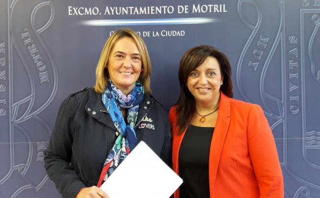 Los populares han destacado la trayectoria la Policía Nacional de Motril y ha agradecido a los grupos políticos PSOE Y PA su apoyo para que la propuesta salga adelante.  García Chamorro: “Sin lugar a dudas una reconocimiento más que merecido a magníficos profesionales que realizan una extraordinaria labor social y de seguridad en nuestra ciudad”