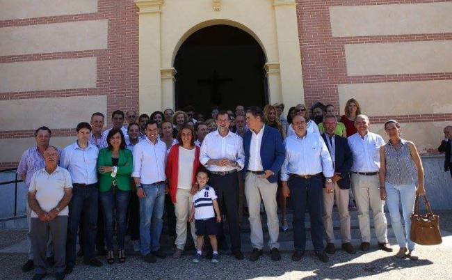 Estamos ante las elecciones más importantes de la democracia, las que decidirán el 26 de Junio, si seguimos en la senda de la recuperación económica y creación de empleo o si llevamos al país al radicalismo y a la destrucción del sistema con políticas extremistas que lo único que harán será dilapidar lo que ya hemos alcanzado.