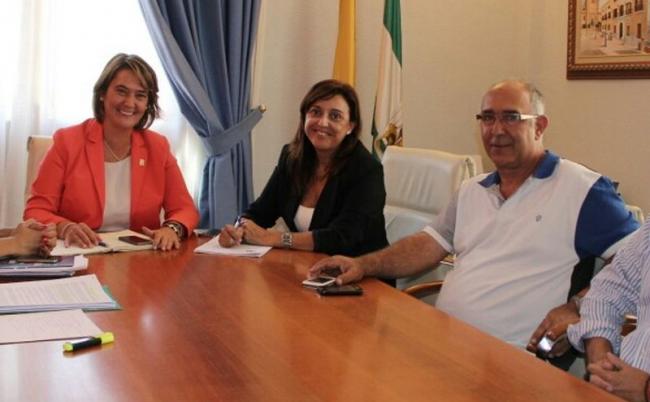 El PP propone la creación de una “mesa por la pesca” que defienda al sector a nivel provincial y regional Éste órgano deberá estar compuesto por todas las instituciones y agentes implicados en el sector para que desde su seno se articulen los mecanismos necesarios para defender y proteger al castigado sector de la pesca que trabaja en nuestro litoral andaluz.